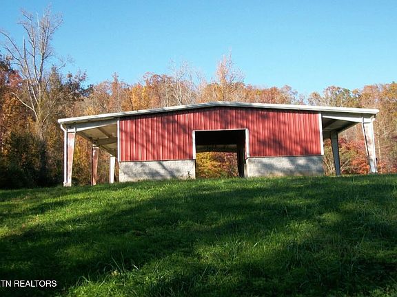 5th image of 110 Peninsula Rd