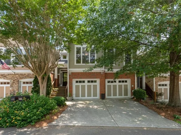 2120 Constitution Ct, Roswell, GA 30075
