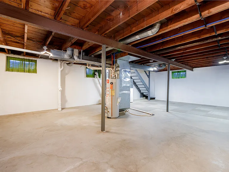 7032 Parkwood St — Photo 18