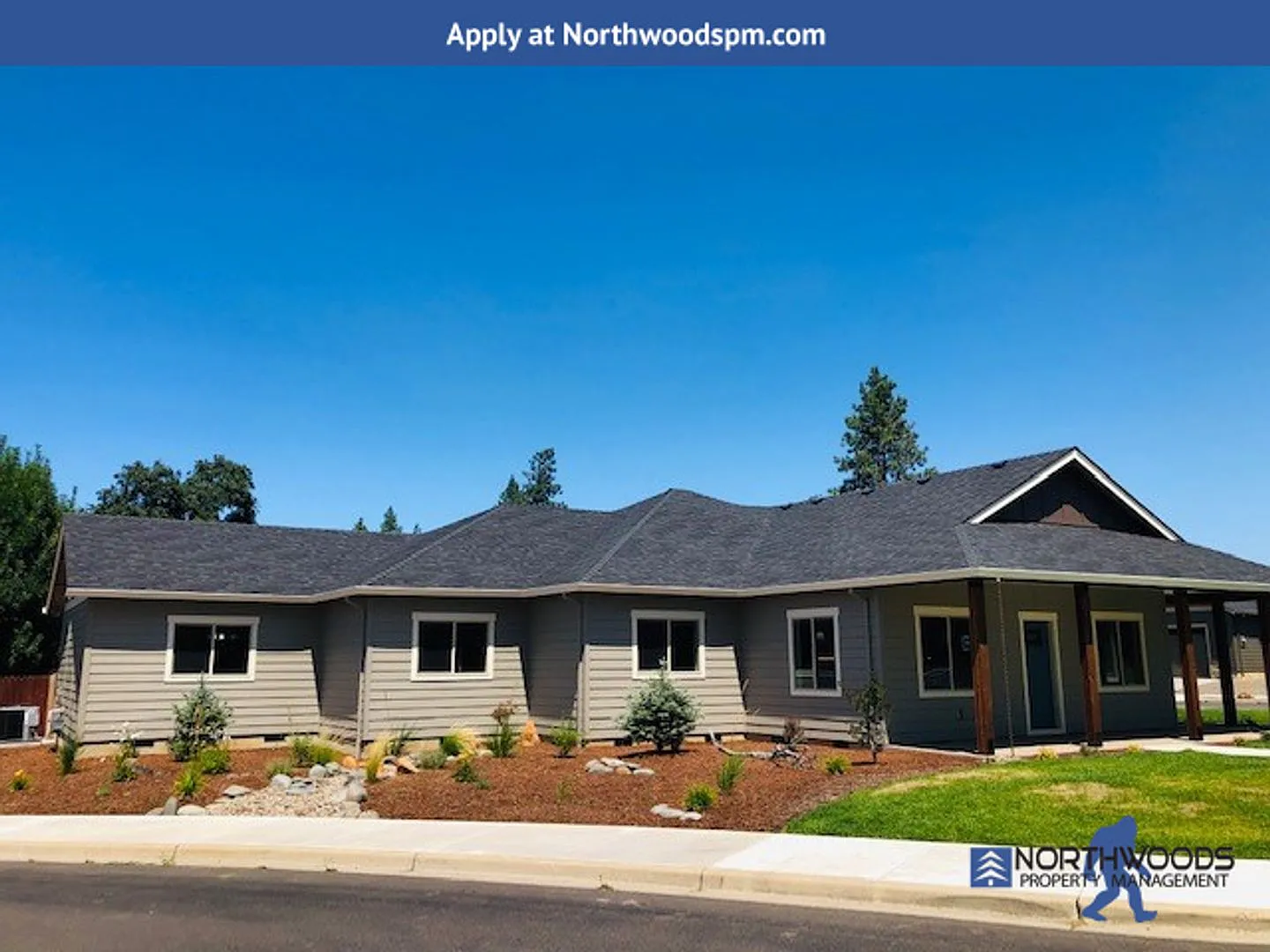 Newer Home Built 2020~ Walking distance to Eagle Point Golf Course! — Photo 4