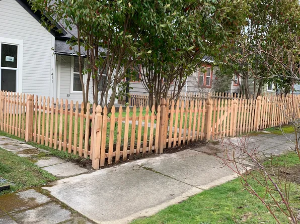 411 S 30th St Unit A, Tacoma, WA 98402