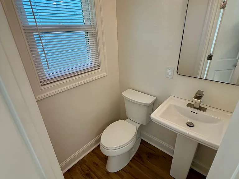 329 Ronald Dr — Photo 11