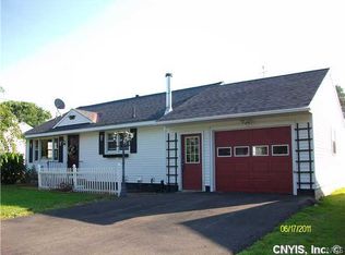 832 W 3rd St S, Fulton, NY 13069
