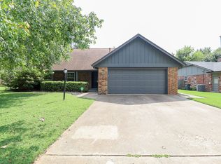 7450 E 84th St, Tulsa, OK 74133