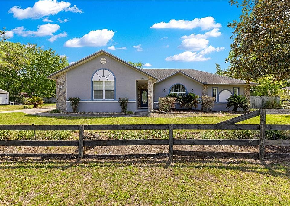 1st image of 1090 NW 67th Pl