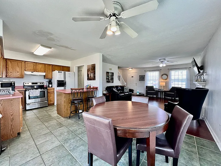 5042 Princeton Glendale Rd — Photo 6