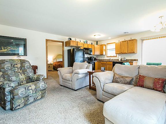 2nd image of 575 Tanzanite Dr