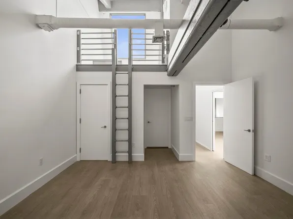 50 Dey Street image 24 of 50