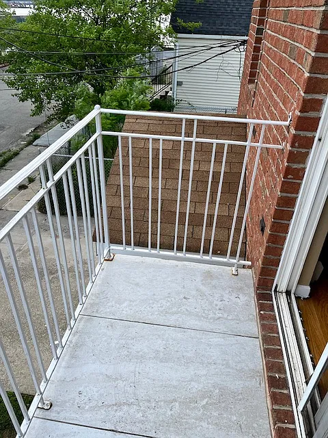 2 bed, 900 sqft, $2,997 — Photo 3