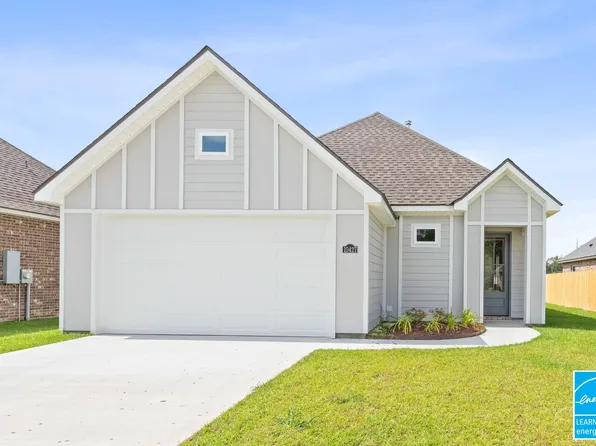 10427 Highland Lakes Dr, Denham Springs, LA 70726