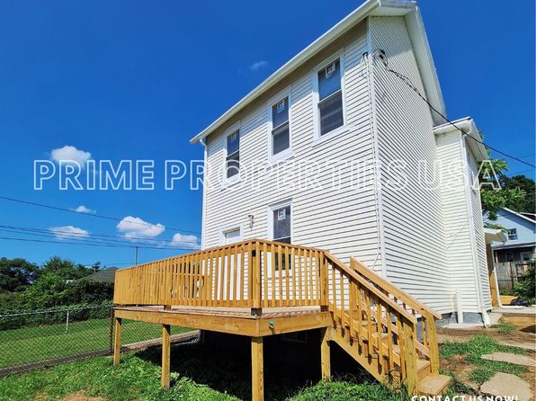 1916 1/2 Constitution Blvd