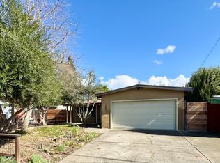 1680 Carol Dr, Napa, CA 94558