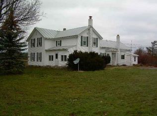 330 Sagendorf Corners Rd, Howes Cave, NY 12092