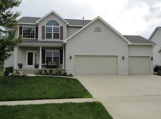 5305 Ironwood Dr, Cedar Falls, IA 50613