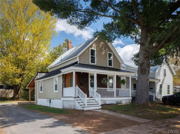 648 Adelaide St, Carthage, NY 13619