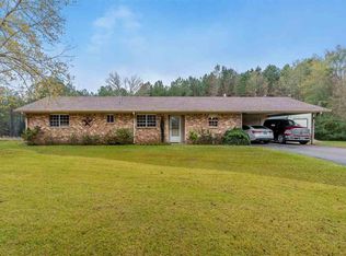 4204 Rosborough Springs Rd, Marshall, TX 75672