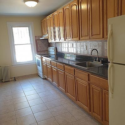 1st image of 34-16 Crescent St #2