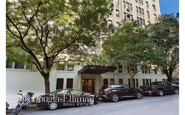 Sold by Douglas Elliman | media 25