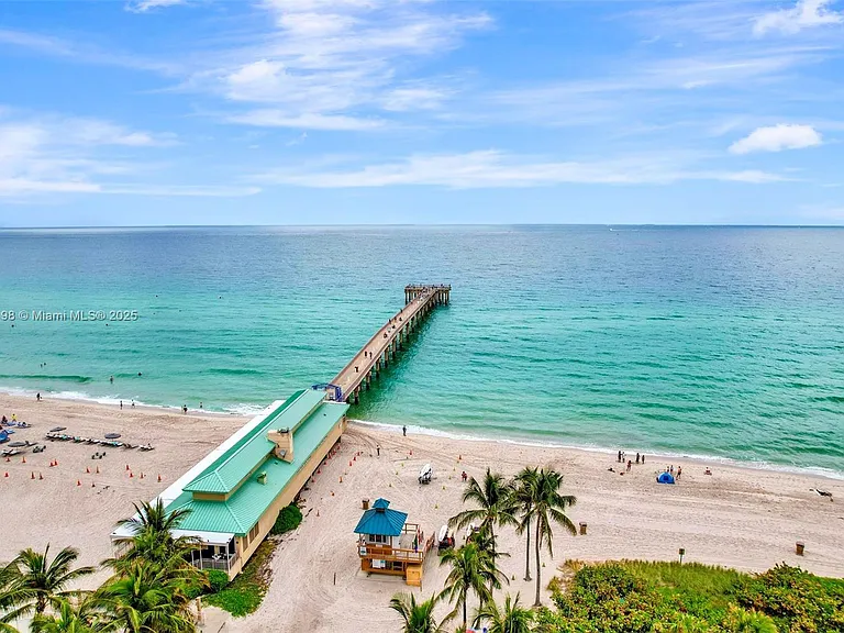16699 Collins Ave #1103 — Photo 43