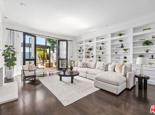 2241 Canyonback Rd, Los Angeles, CA 90049