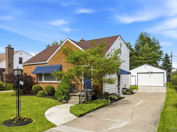 37 Petan Dr, Cheektowaga, NY 14225