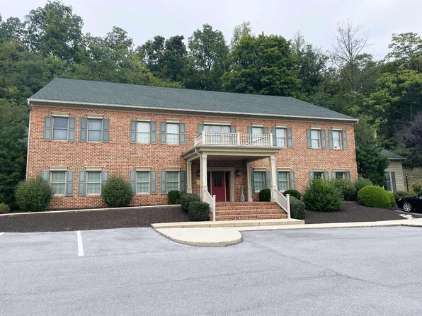 14201 Barberry Cir #101, Mercersburg, PA 17236