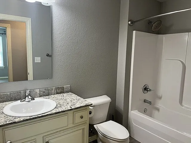 1151 Springhill Rd — Photo 9