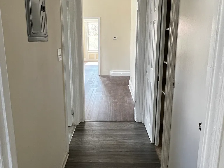 64 Eaton Pl #2 — Photo 37