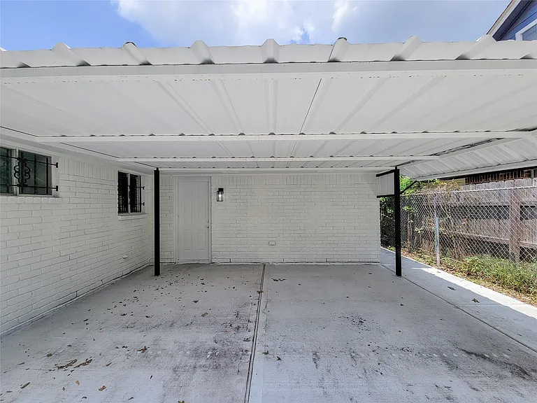 10614 Bainbridge St — Photo 24
