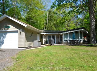 20 Roberval Cir, Tiny, ON L9M0E1