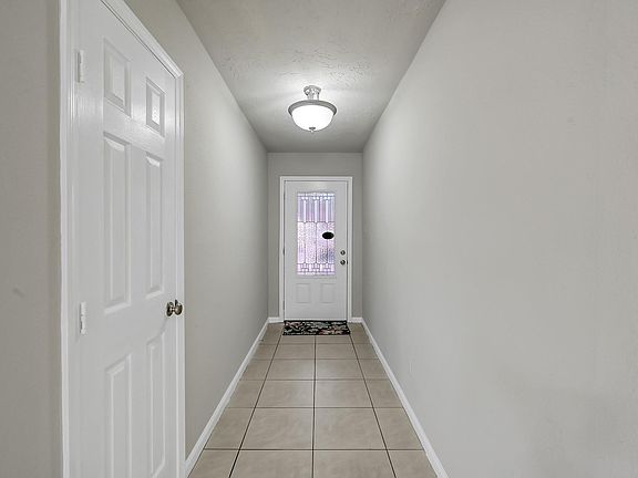 3rd image of 4310 Enchantedgate Dr