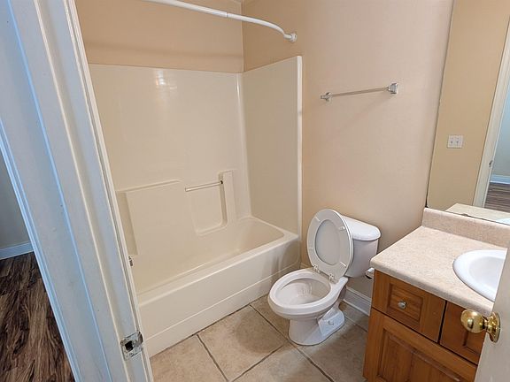 5th image of 3268 Sugar Berry Way