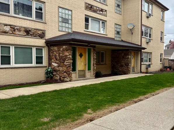 3143 N Nashville Ave APT 3E, Chicago, IL 60634