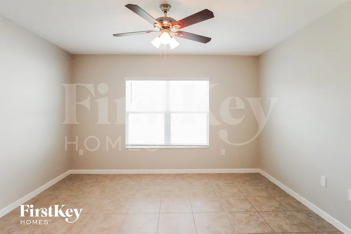 Building Photo - 822 Fillmore Ct