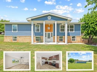 1300 Lakeview Rd, Livingston, TN 38570