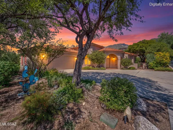 6401 N Desert Wind Cir, Tucson, AZ 85750