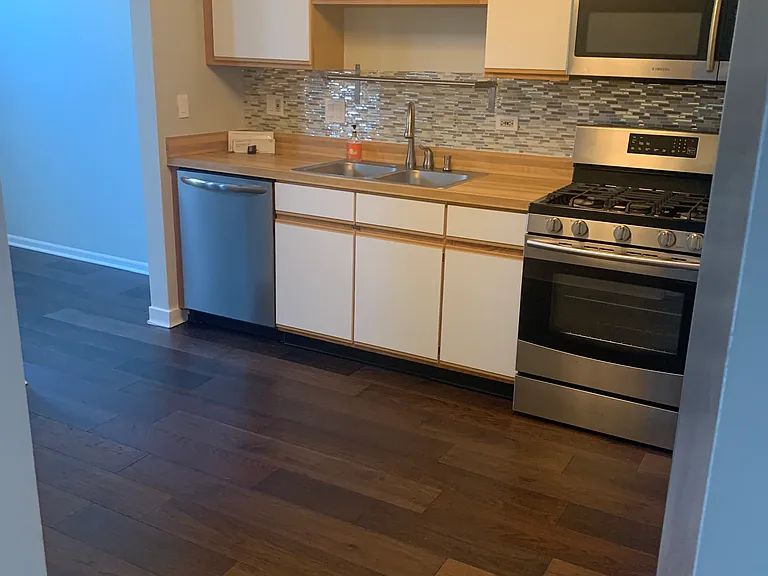 204 N Cathy Ln — Photo 6