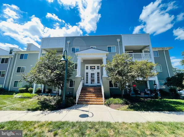 4191 S Four Mile Run Dr Unit 102, Arlington, VA 22204