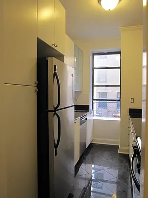 Rented by City Connections Realty | media 11