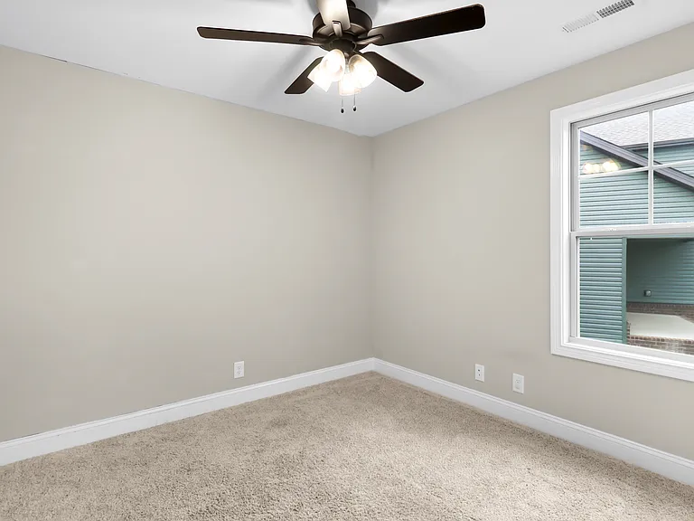225 Ardell Dr — Photo 15