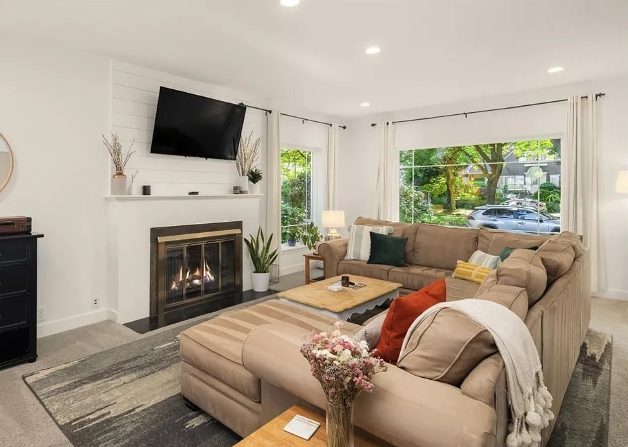 7 bed, 2470 sqft, $9,750 — Photo 4