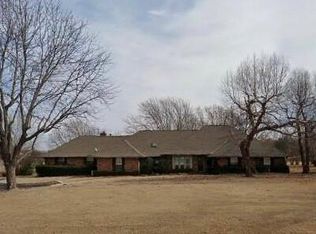 158 Deer Creek Rd, Edmond, OK 73012