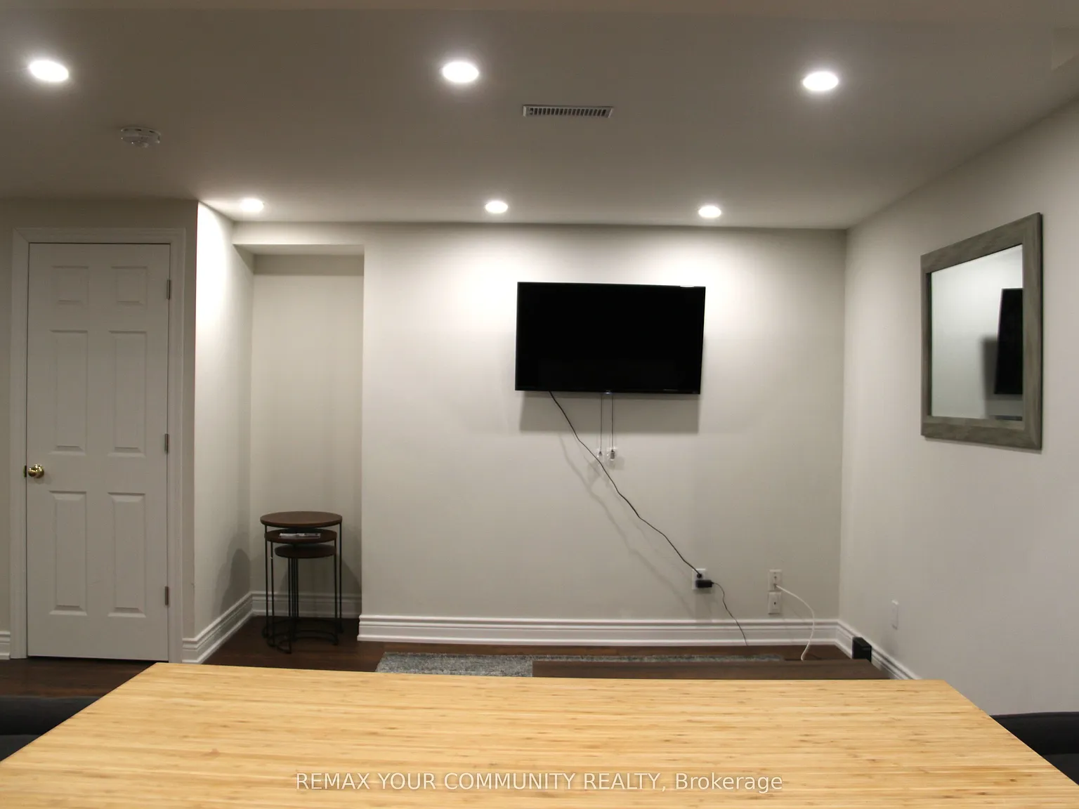 2 bed, $2,000 — Photo 4