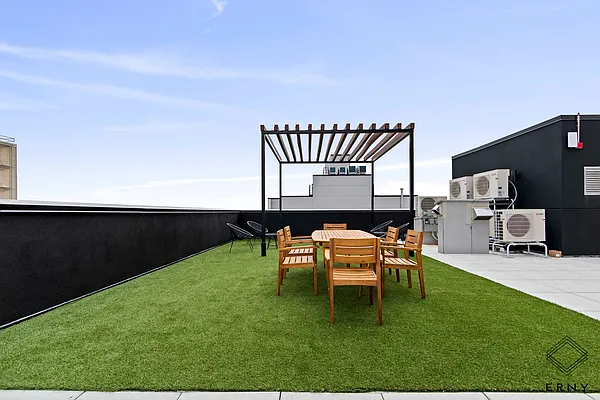 Rented by ERNY LLC | media 26