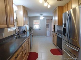 1521 E 18th St, Cheyenne, WY 82001