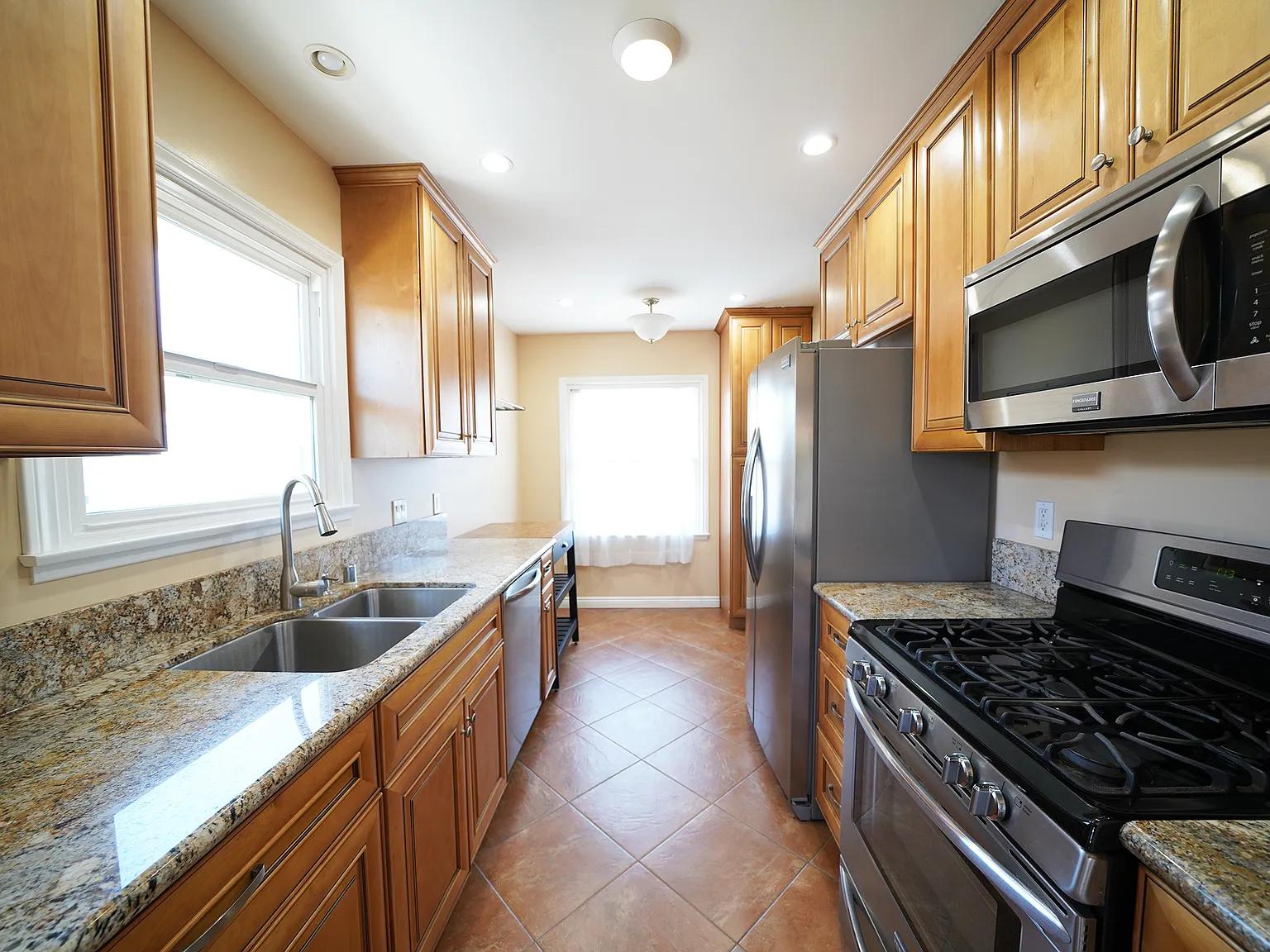 11252 Delano Street - 1 — Photo 4