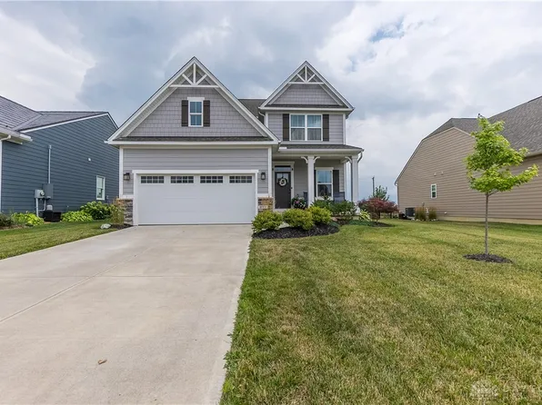 977 Cedar Grove Dr, Tipp City, OH 45371