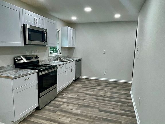 4th image of 304 Maryland Ave