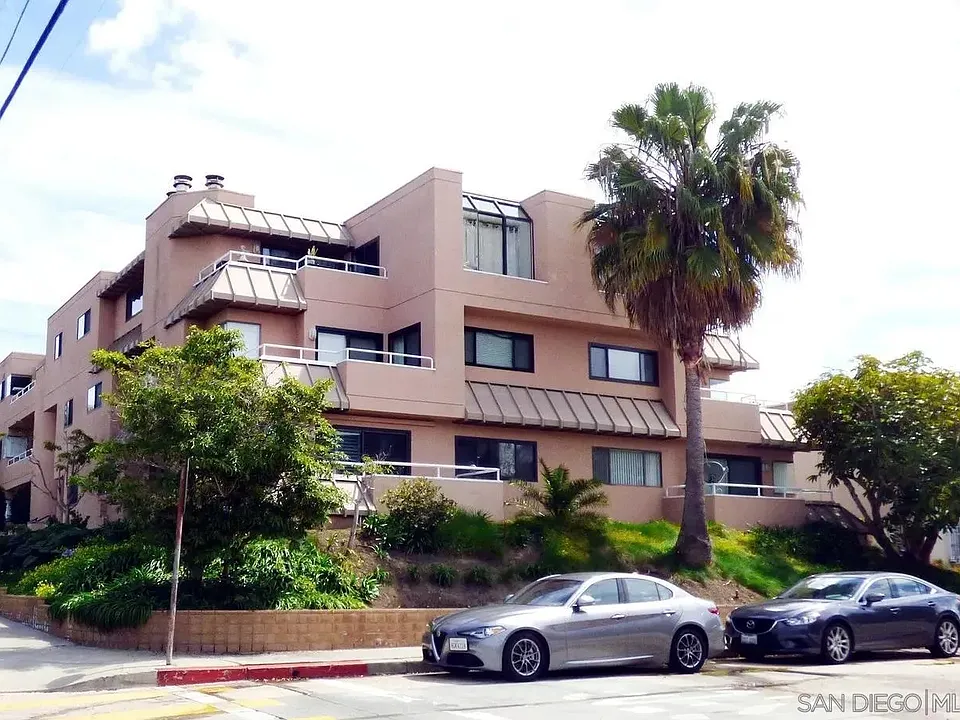 1115 Pearl St #6