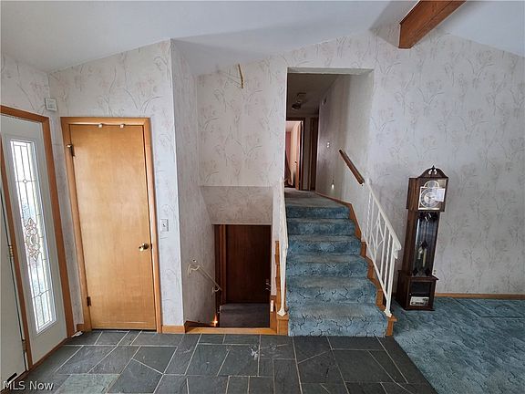 3rd image of 800 Weber Ave NE